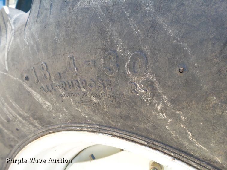 image for item FL9256 LS P7030C MFWD tractor