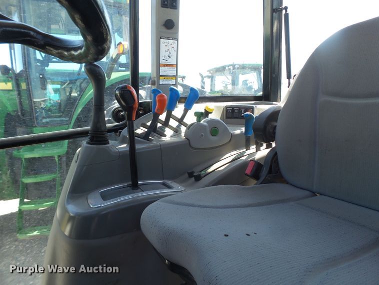 image for item FL9256 LS P7030C MFWD tractor