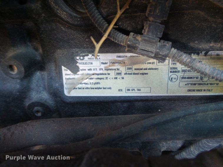 image for item FL9256 LS P7030C MFWD tractor