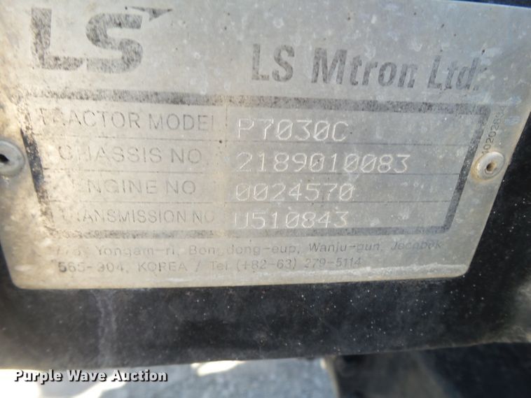 image for item FL9256 LS P7030C MFWD tractor