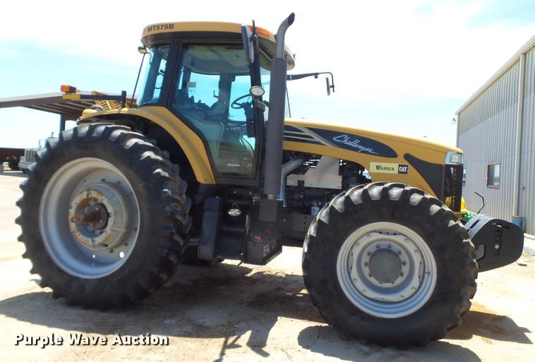 image for item FL9299 2009 Challenger MT575B MFWD tractor