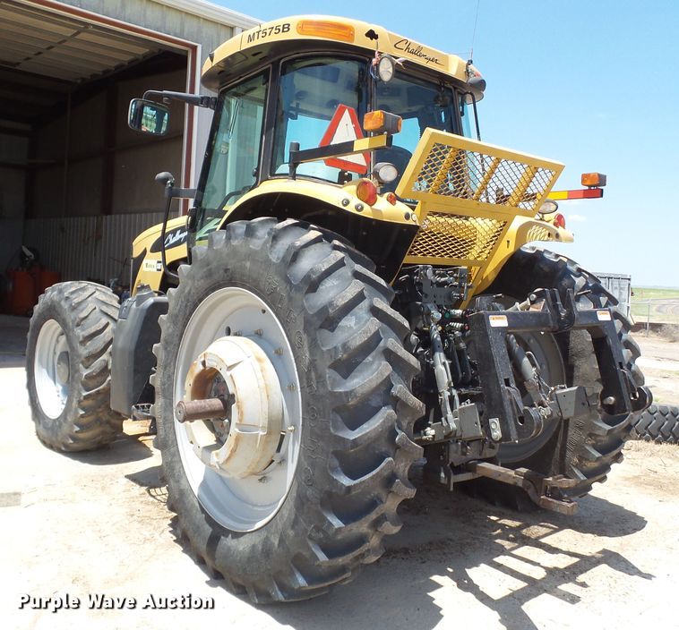 image for item FL9299 2009 Challenger MT575B MFWD tractor