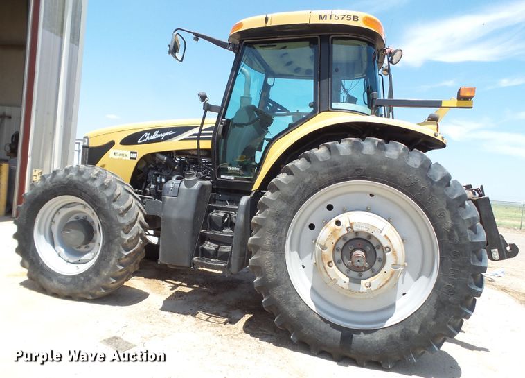 image for item FL9299 2009 Challenger MT575B MFWD tractor