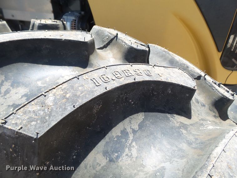 image for item FL9299 2009 Challenger MT575B MFWD tractor