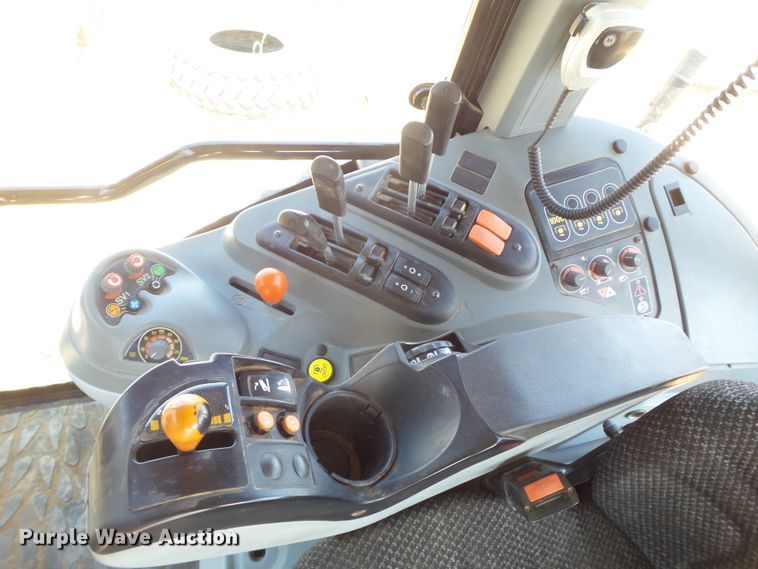 image for item FL9299 2009 Challenger MT575B MFWD tractor