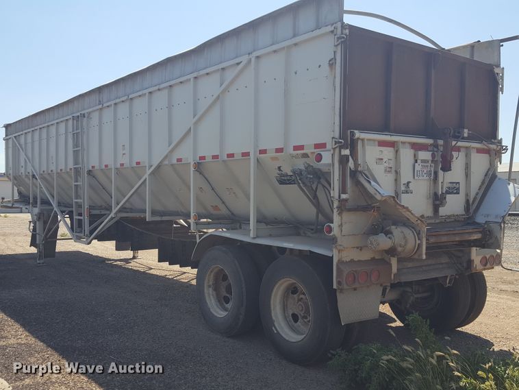 image for item FL9321 2007 Trinity live bottom trailer