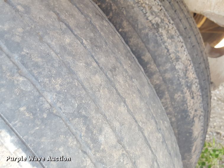 image for item FL9321 2007 Trinity live bottom trailer