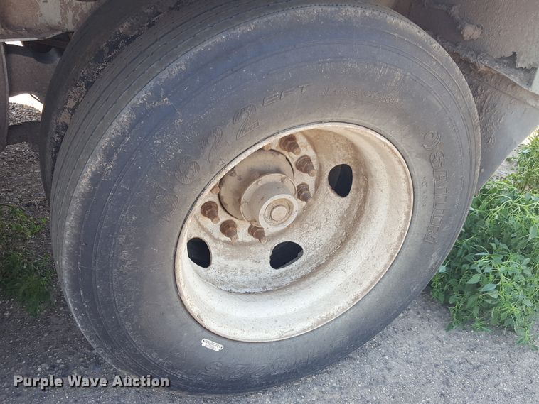 image for item FL9321 2007 Trinity live bottom trailer