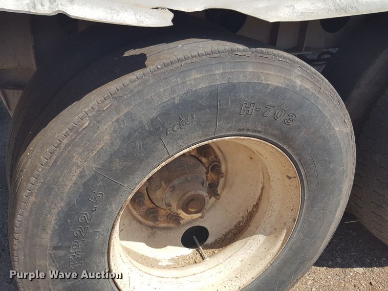 image for item FL9321 2007 Trinity live bottom trailer