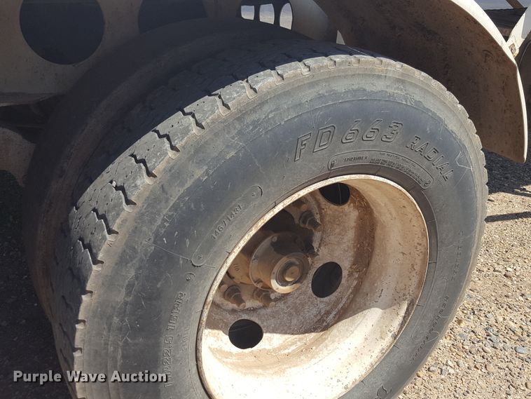 image for item FL9321 2007 Trinity live bottom trailer