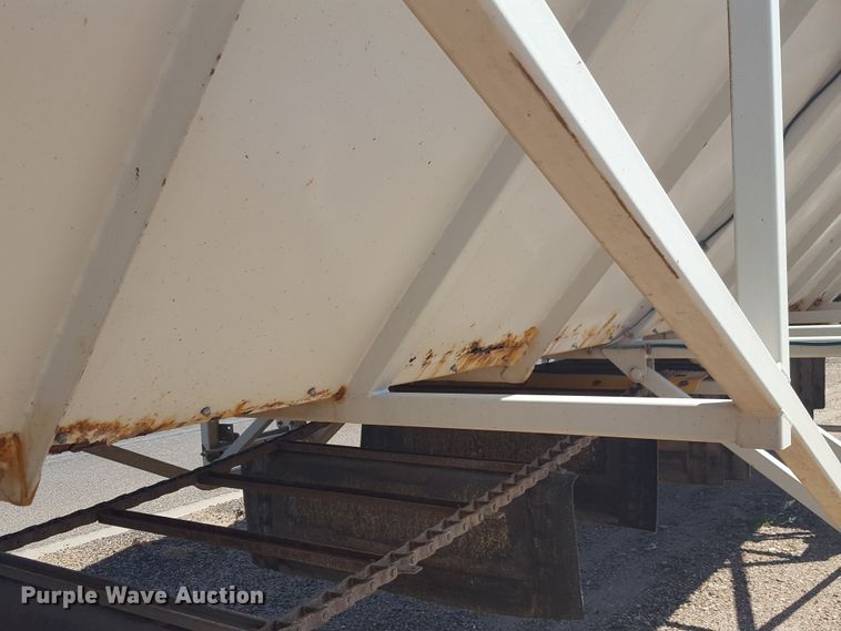 image for item FL9321 2007 Trinity live bottom trailer