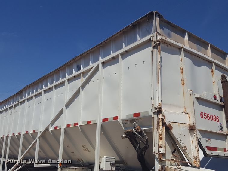 image for item FL9322 2009 Trinity live bottom trailer