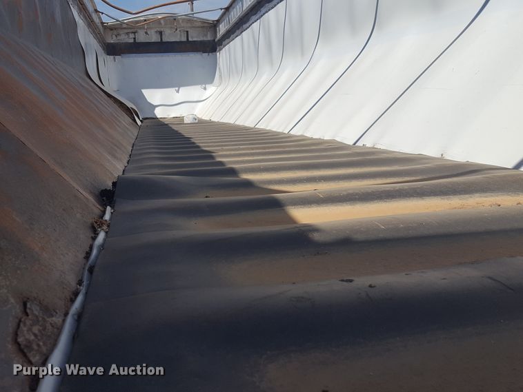 image for item FL9322 2009 Trinity live bottom trailer