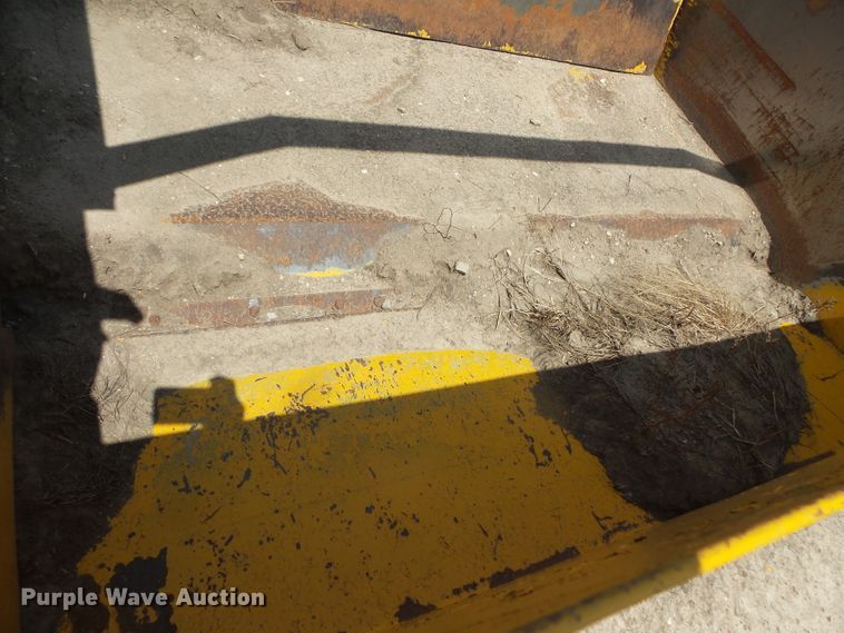 image for item FM9704 2012 scraper