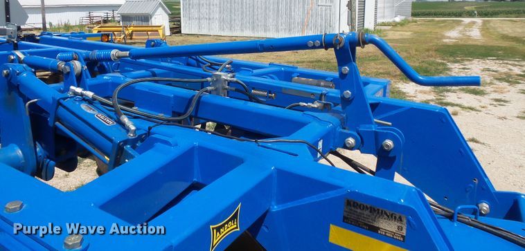 image for item FM9707 Landoll 7410-14 tandem disk