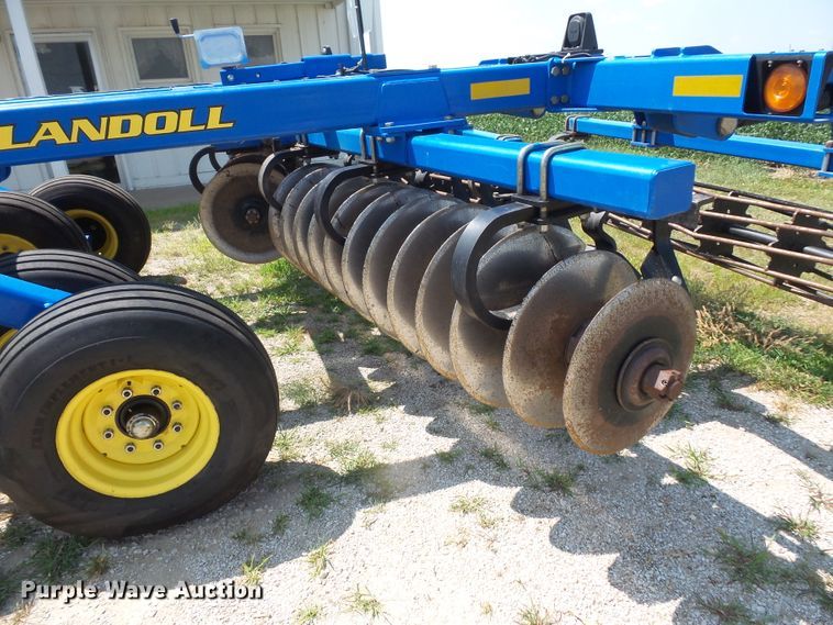 image for item FM9707 Landoll 7410-14 tandem disk