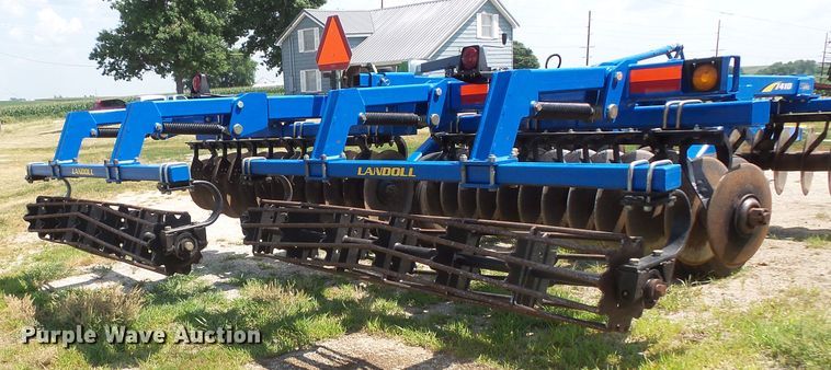 image for item FM9707 Landoll 7410-14 tandem disk