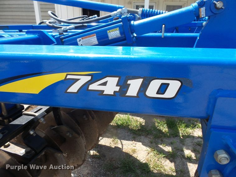 image for item FM9707 Landoll 7410-14 tandem disk