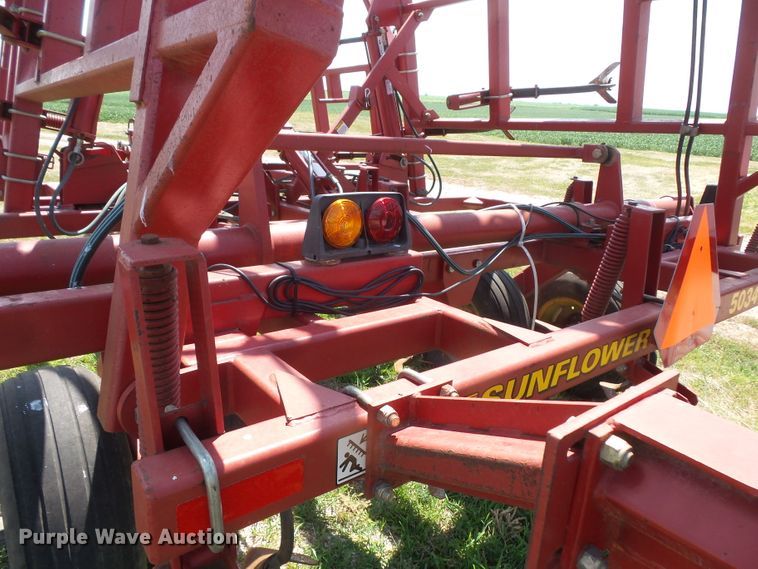 image for item FM9708 Sunflower 5034-29 field cultivator