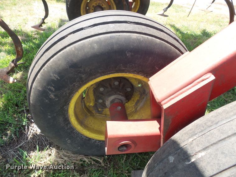 image for item FM9708 Sunflower 5034-29 field cultivator