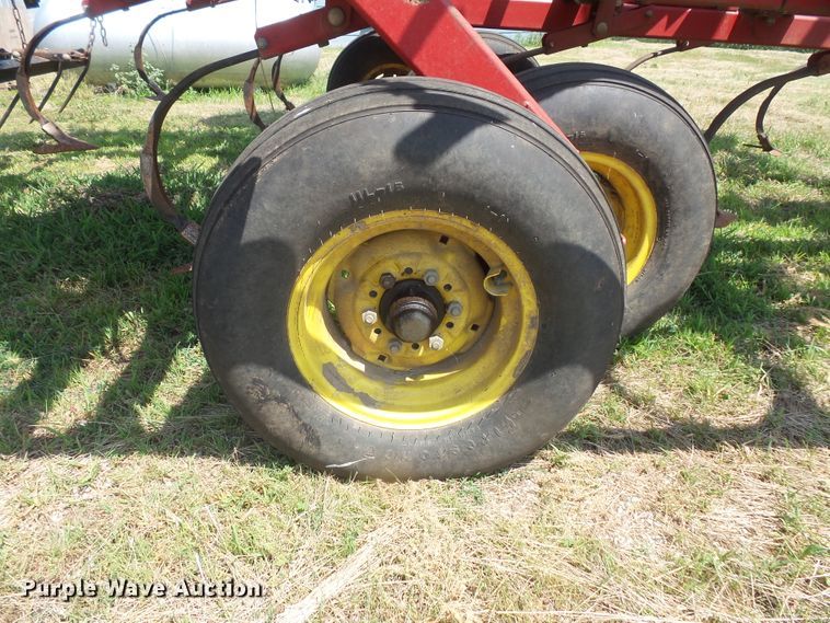 image for item FM9708 Sunflower 5034-29 field cultivator