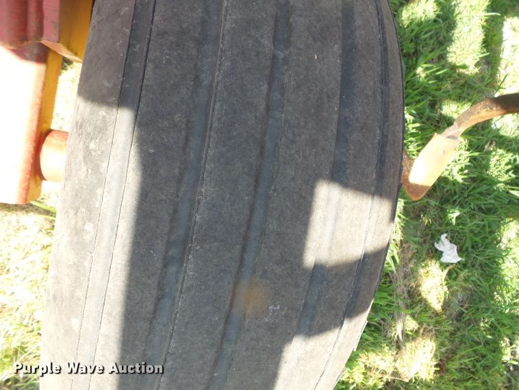 image for item FM9708 Sunflower 5034-29 field cultivator