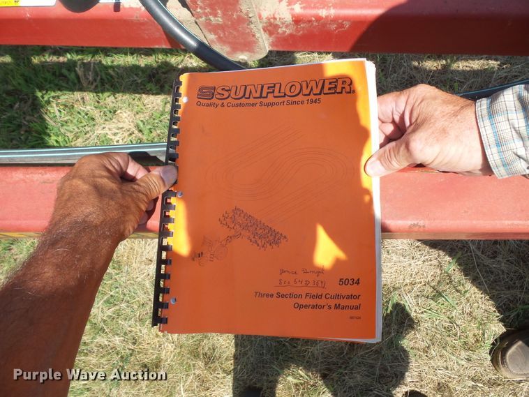 image for item FM9708 Sunflower 5034-29 field cultivator