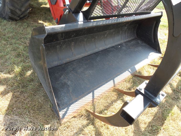 image for item FM9711 2013 Case IH Magnum 210 MFWD tractor