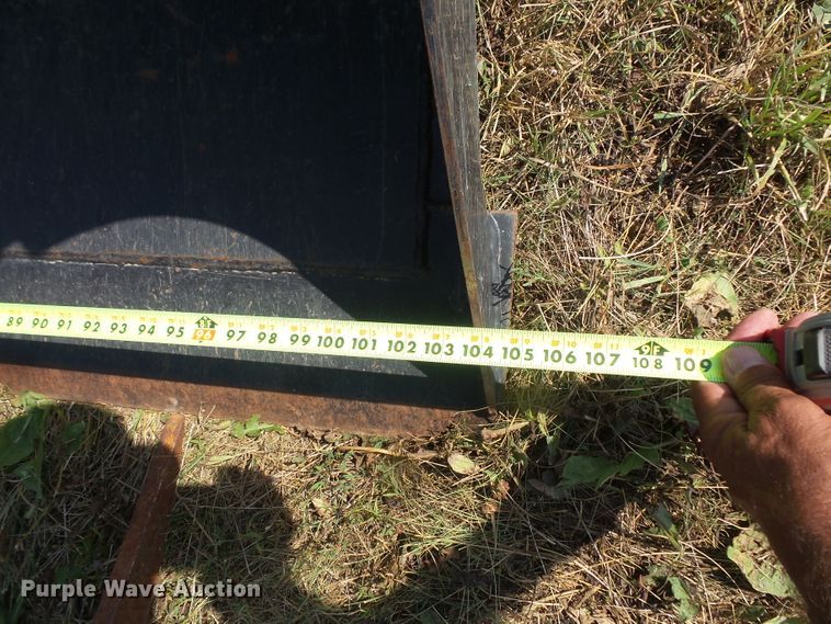 image for item FM9711 2013 Case IH Magnum 210 MFWD tractor