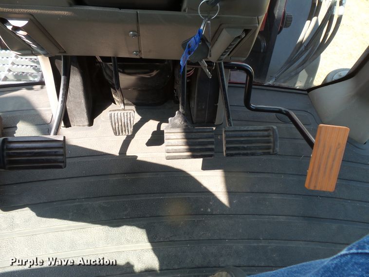 image for item FM9711 2013 Case IH Magnum 210 MFWD tractor