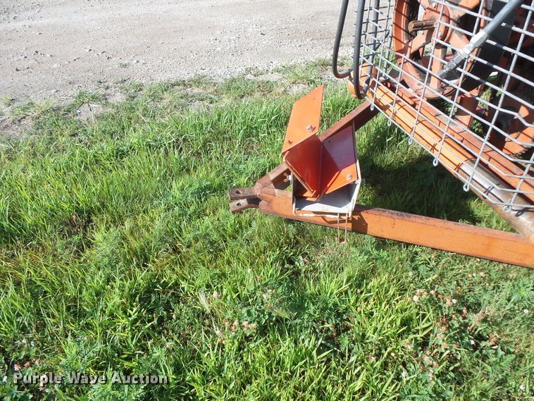 image for item FM9730 Behlen H grain dryer