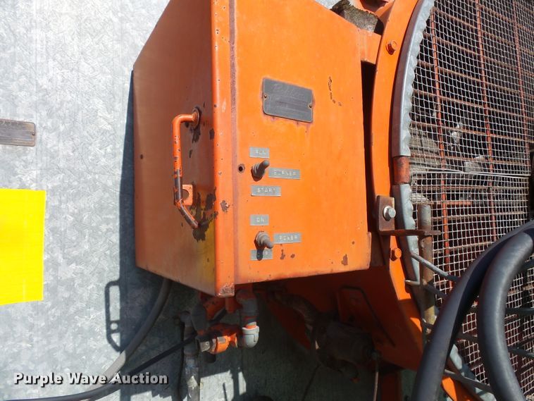 image for item FM9730 Behlen H grain dryer