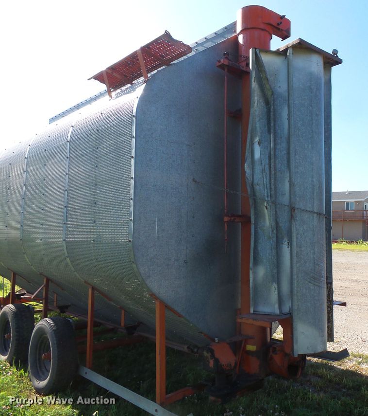 image for item FM9730 Behlen H grain dryer