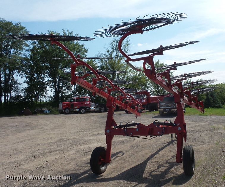 image for item FM9744 Tonutti Power Rake hay rake