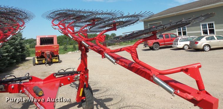image for item FM9744 Tonutti Power Rake hay rake