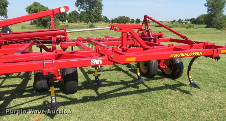 image for item FV9014 2002 Sunflower chisel