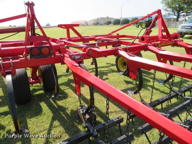 image for item FV9014 2002 Sunflower chisel