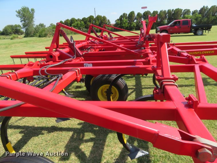 image for item FV9014 2002 Sunflower chisel