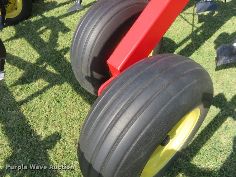 image for item FV9014 2002 Sunflower chisel