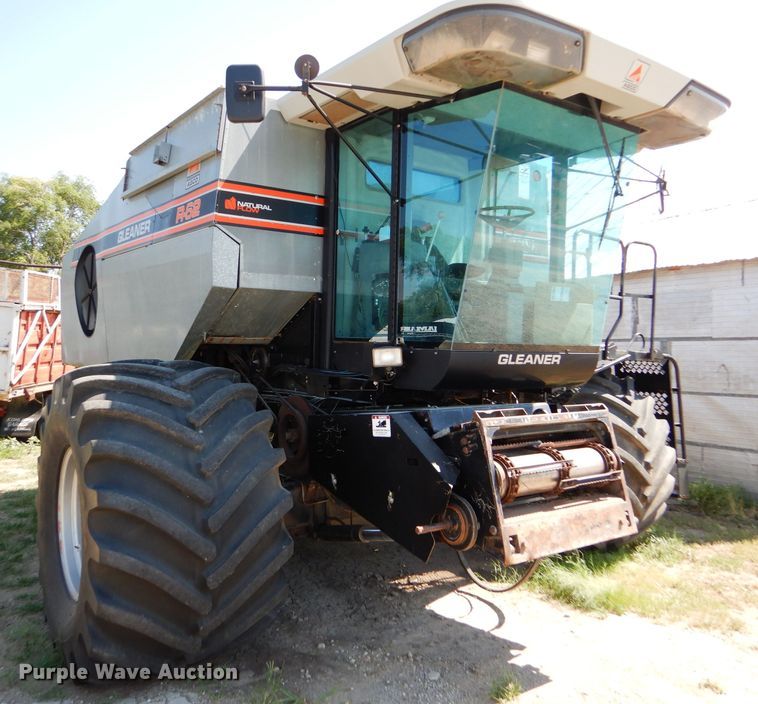 image for item FY9596 1994 Gleaner R62 RWA combine