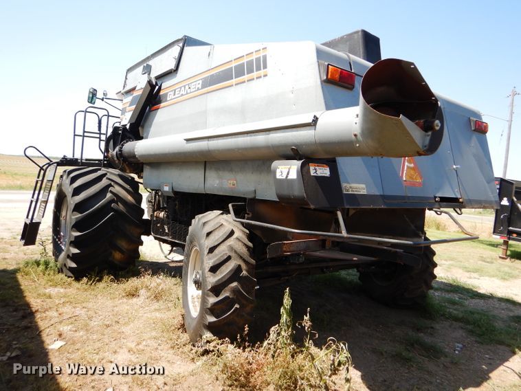 image for item FY9596 1994 Gleaner R62 RWA combine