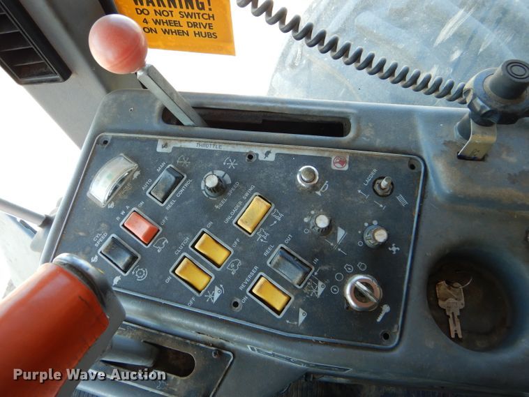 image for item FY9596 1994 Gleaner R62 RWA combine