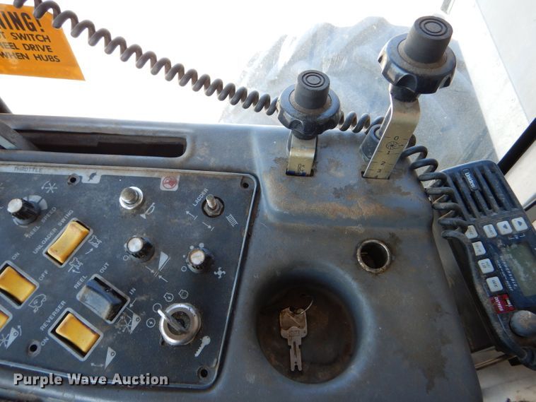 image for item FY9596 1994 Gleaner R62 RWA combine