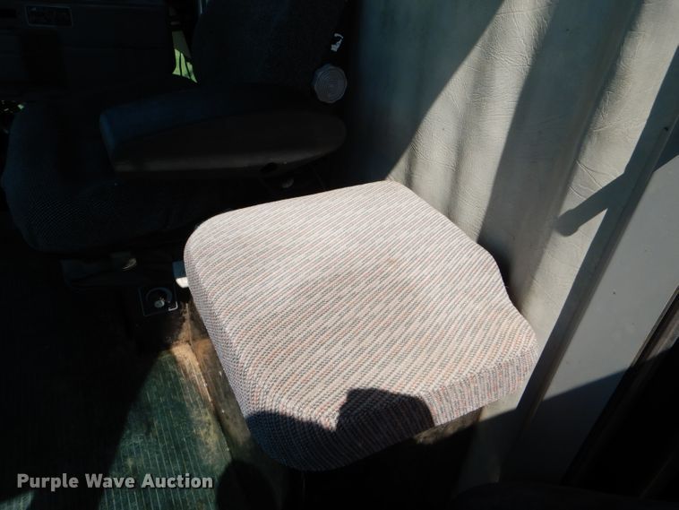 image for item FY9596 1994 Gleaner R62 RWA combine