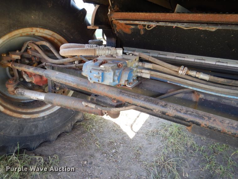 image for item FY9596 1994 Gleaner R62 RWA combine