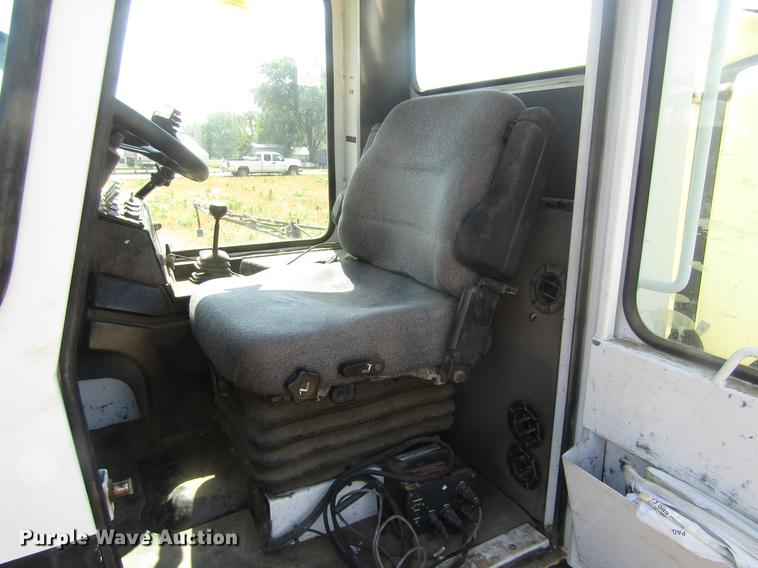 image for item FY9599 SpraCoupe 3640 sprayer