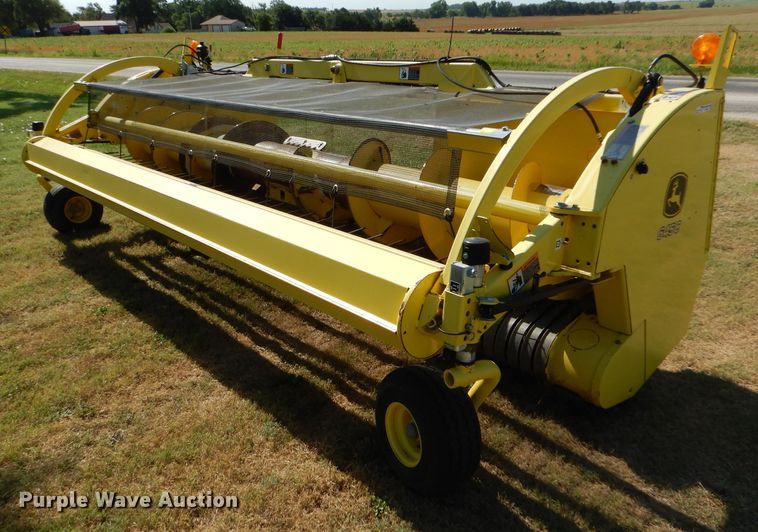 image for item FY9603 John Deere 645C forage head