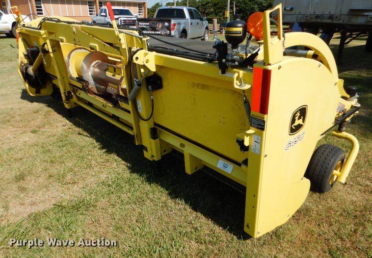 image for item FY9603 John Deere 645C forage head