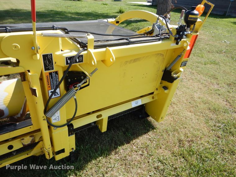 image for item FY9603 John Deere 645C forage head