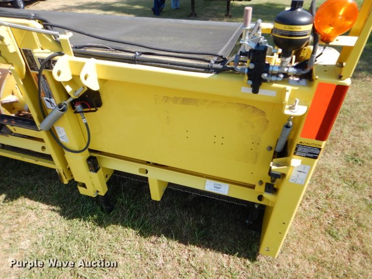 image for item FY9603 John Deere 645C forage head